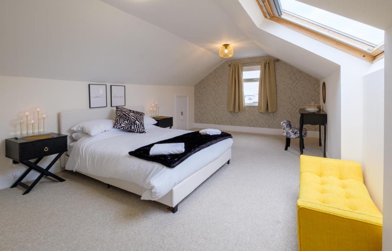 רייד Luxury Living, Stylish Modern Apartment In The Heart Of Ryde מראה חיצוני תמונה